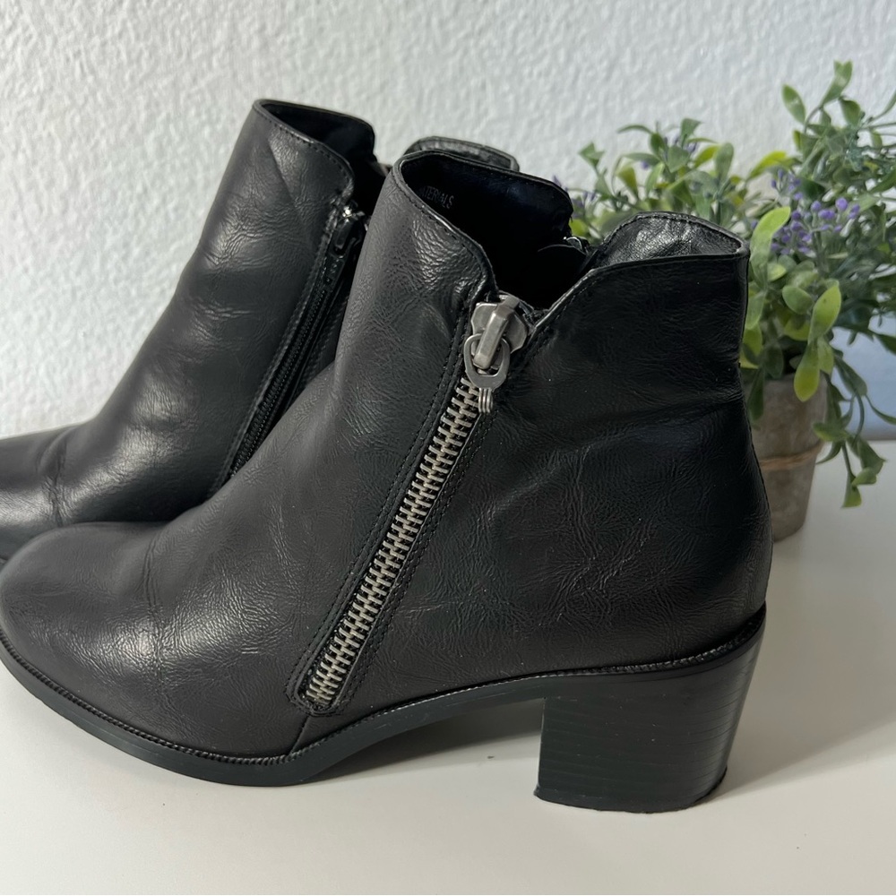 9.5 Diba Boots Womens Black Pebbled Leather Ankle Zip Heel Fall Winter Shoes